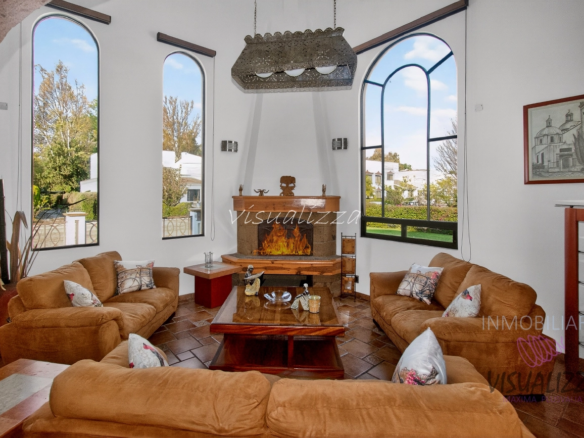 Visualizza Inmobiliaria Tequisquiapan Casa en Venta Club de Golf Tequisquiapan: Doble Altura, Bóvedas y Gran Jardín %